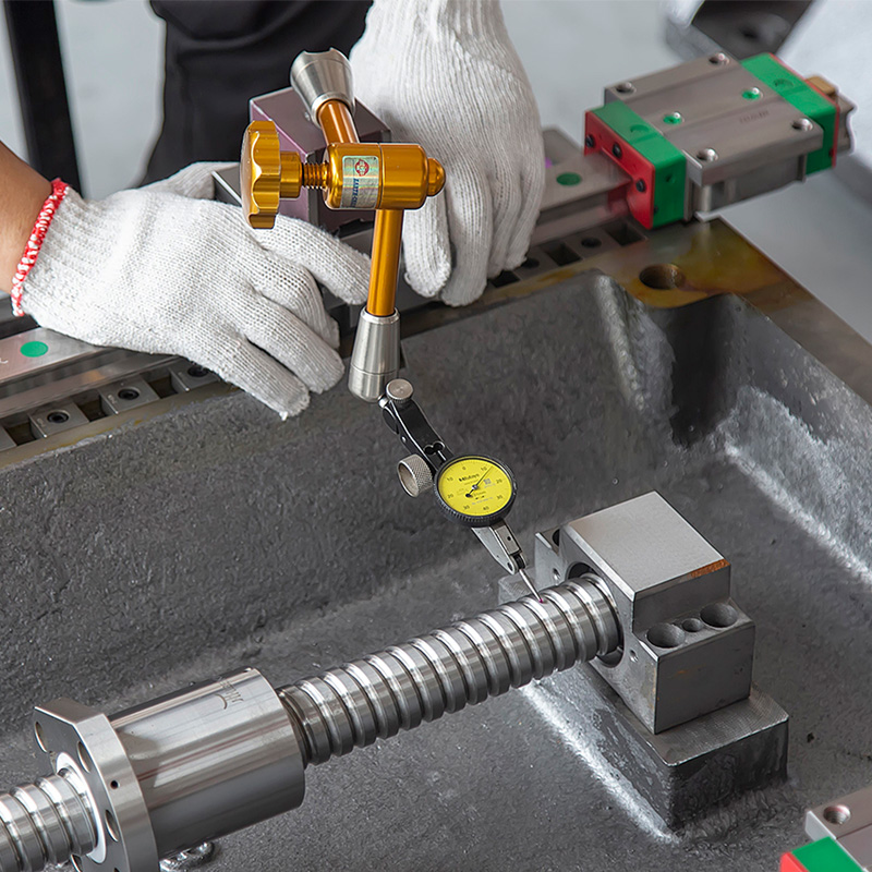 W650L數控(kòng)加工中心